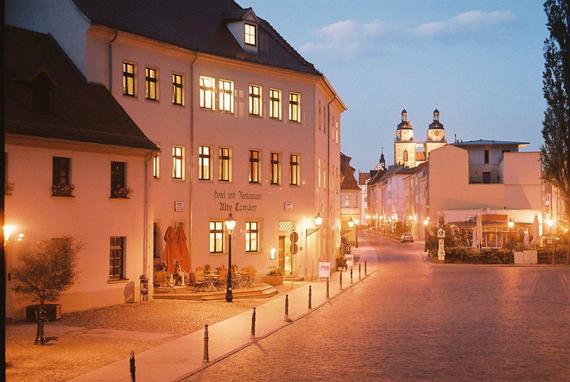 Hotel Alte Canzley ルターシュタット・ヴィッテンベルク エクステリア 写真