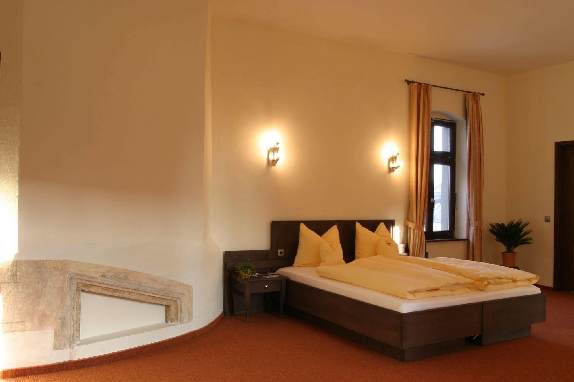 Hotel Alte Canzley ルターシュタット・ヴィッテンベルク エクステリア 写真