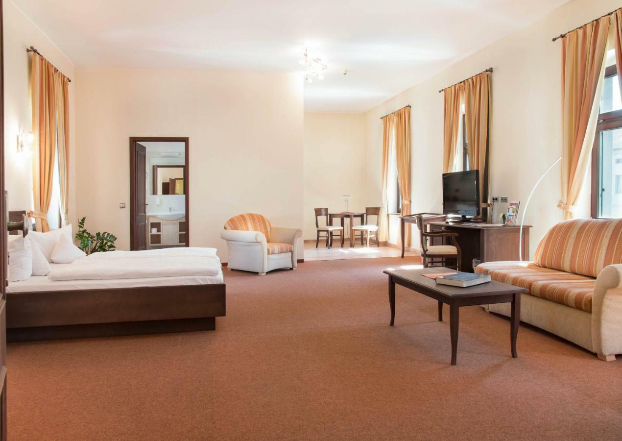 Hotel Alte Canzley ルターシュタット・ヴィッテンベルク エクステリア 写真