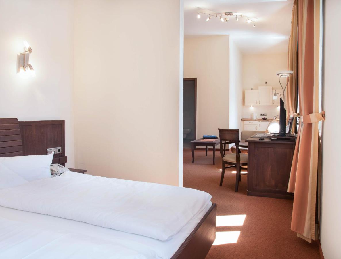 Hotel Alte Canzley ルターシュタット・ヴィッテンベルク エクステリア 写真