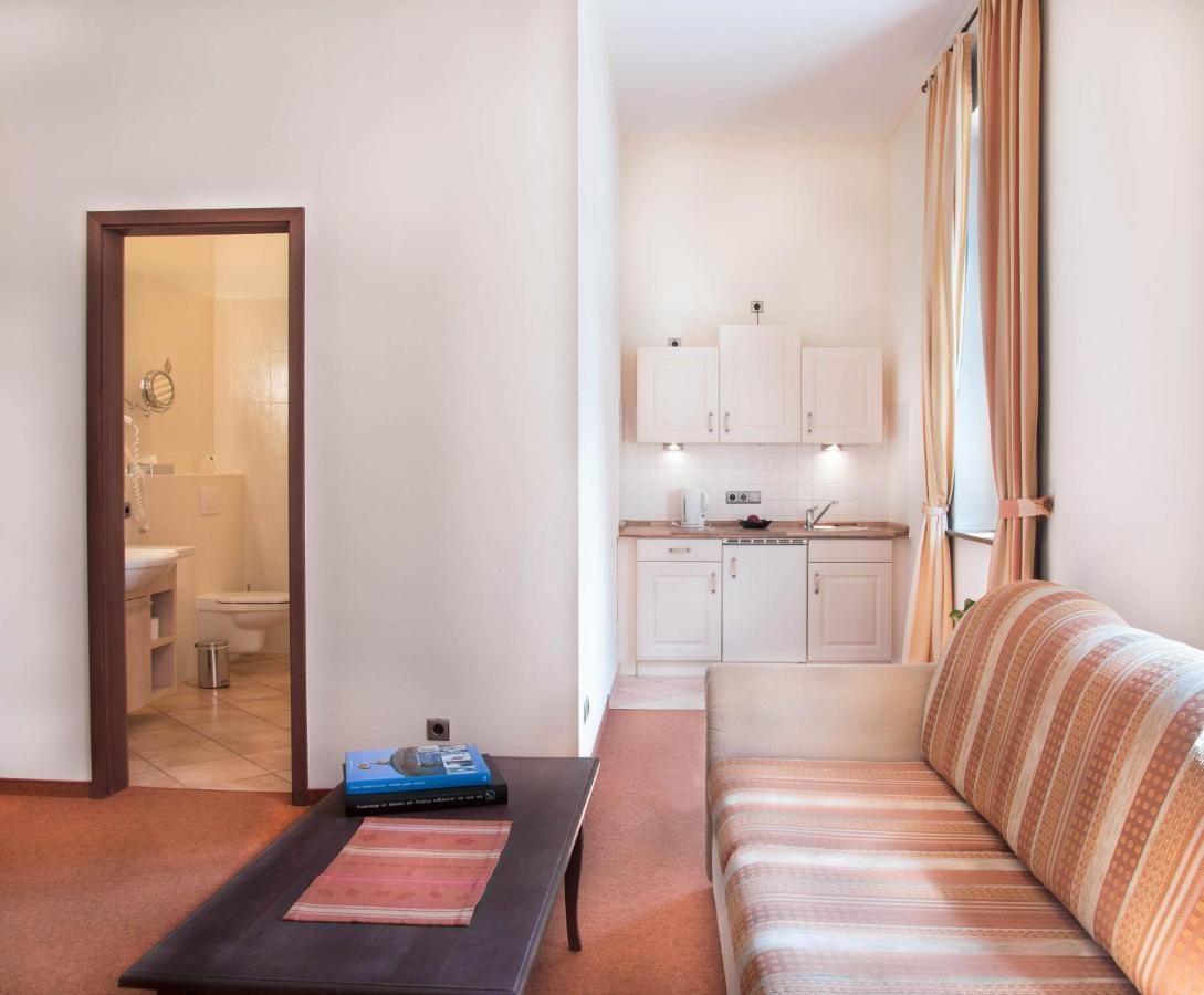 Hotel Alte Canzley ルターシュタット・ヴィッテンベルク エクステリア 写真
